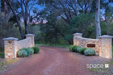 House For Sale - WA - Burnside - 6285 - Exquisite Property  (Image 2)