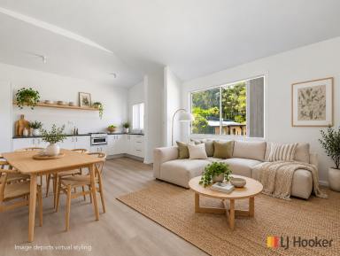 House For Sale - NSW - North Batemans Bay - 2536 - Over 55's Permanent Living Beautifully Finished and Move in Ready ! - Pet Friendly - Live Here 365 Days a Year!  (Image 2)