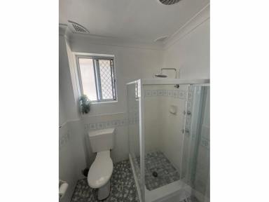 Unit For Lease - NSW - Forster - 2428 - First Floor Unit with Parking Space  (Image 2)