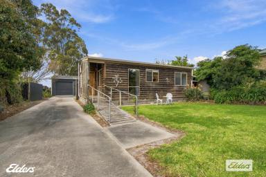 House For Sale - VIC - Yarram - 3971 - KEEP YOUR EYE ON THE PRICE (Image 2)
