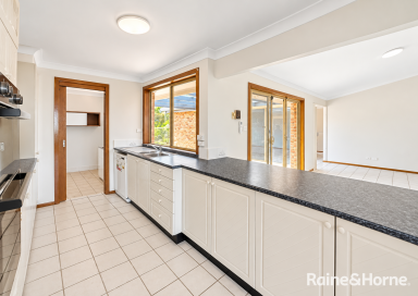 House For Lease - NSW - Bomaderry - 2541 - Comfortable Family Living with Room for Everything  (Image 2)