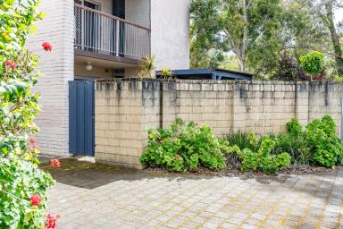 Flat For Sale - WA - Orelia - 6167 - Easy-Care Living with Resort-Style Extras!  (Image 2)