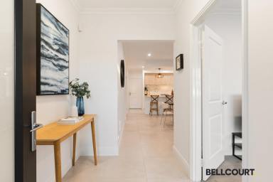 House For Sale - WA - Bedford - 6052 - CONTEMPORARY, COMFORTABLE & CONVENIENT  (Image 2)