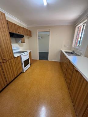 House For Lease - NSW - Goulburn - 2580 - 3 BEDROOMS - SINGLE GARAGE PLUS EXTRA DOUBLE GARAGE  (Image 2)