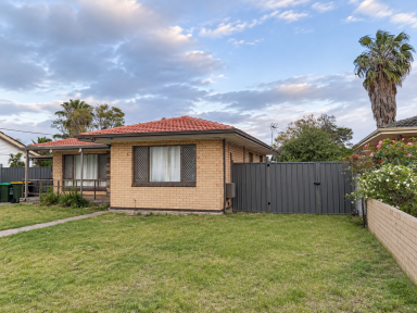 House For Sale - WA - Cloverdale - 6105 - Parkside Position, Prime Potential & Lifestyle Convenience!  (Image 2)