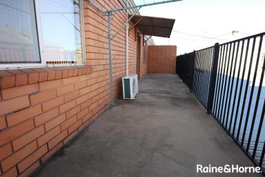 Unit For Lease - NSW - Wagga Wagga - 2650 - IN THE HEART OF THE CBD!  (Image 2)
