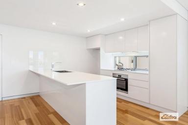 Unit For Lease - NSW - Wollongong - 2500 - 2 BEDROOM BRAND NEW EXECUTIVE STYLE APARTMENT!!! (Image 2)