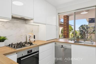 Townhouse For Sale - WA - Joondanna - 6060 - Perfectly Positioned, Beautifully Presented!  (Image 2)