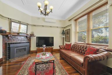 House For Sale - VIC - Drouin - 3818 - Classic Period - Charm and Character  (Image 2)