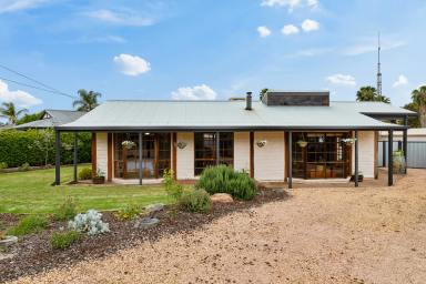 House For Sale - VIC - Mildura - 3500 - Where Charm Meets Family Living  (Image 2)