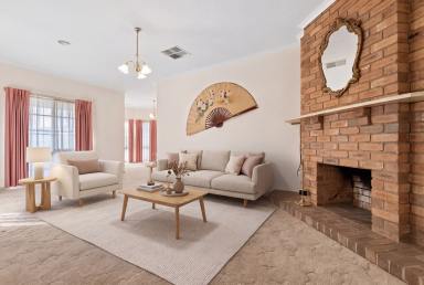 House For Sale - VIC - Mildura - 3500 - Family Space and Poolside Living  (Image 2)