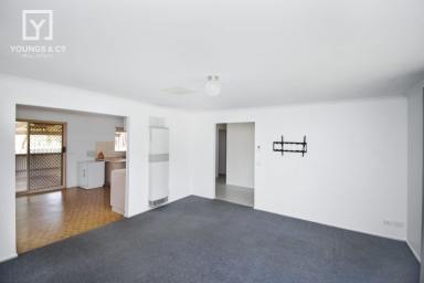 House For Sale - VIC - Mooroopna - 3629 - Comfortable Family Living with a Reserve for a backyard (Image 2)