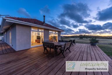 House For Sale - SA - Coorong - 5264 - YOUR OWN COORONG OASIS – PEACEFUL ESCAPE OR PERMANENT RETREAT.  (Image 2)