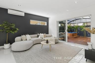 House For Sale - WA - Innaloo - 6018 - Freestanding 3 Bed, 2 Bath Front Home | No Strata Fees | Move-In Ready  (Image 2)