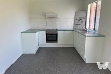 House For Lease - VIC - Lucknow - 3875 - NEAT & TIDY THREE BEDROOM HOME IN QUIET COURT LOCATION  (Image 2)
