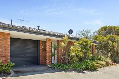 Villa For Sale - WA - Bicton - 6157 - Vivacious Villa - New to Market  (Image 2)