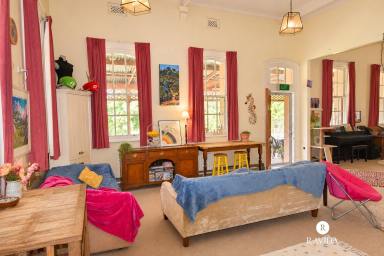 Unit For Lease - VIC - Beechworth - 3747 - Comfortable Family Living in Beautiful Beechworth  (Image 2)