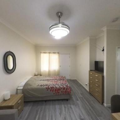Studio For Lease - QLD - Bucasia - 4750 - FULLY FURNISHED STUDIO UNIT IN BUCASIA (Image 2)