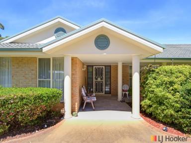 House For Sale - NSW - Mossy Point - 2537 - Garden Charm, Generous Living & Space to Spread Out  (Image 2)